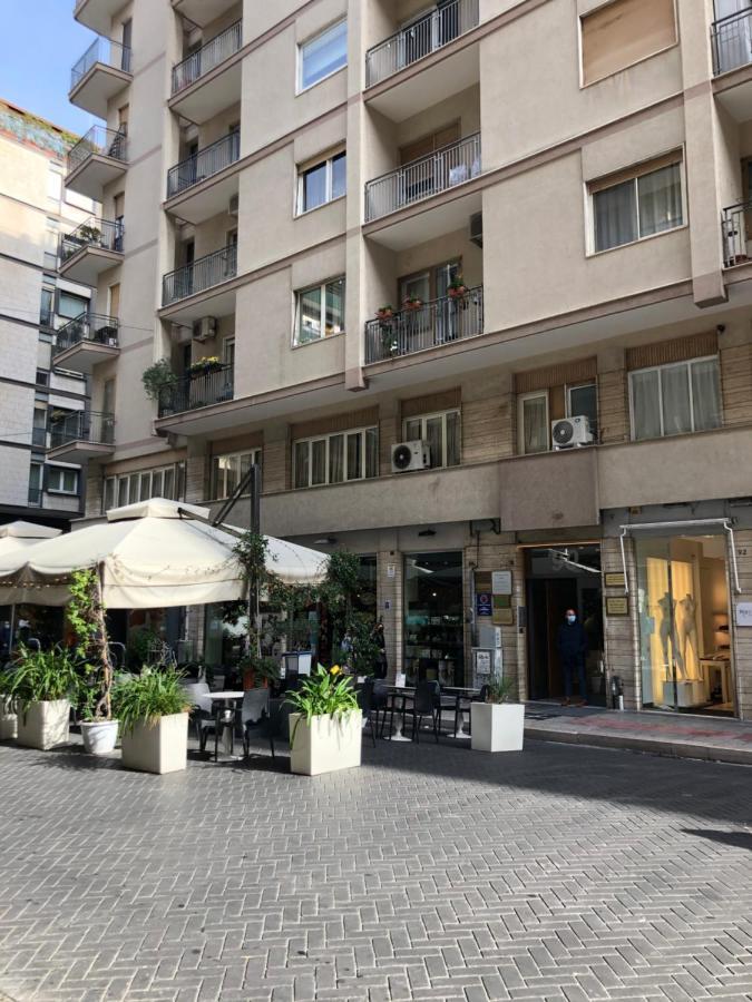 Re Di Smirne By Apulia Accommodation Бари Экстерьер фото